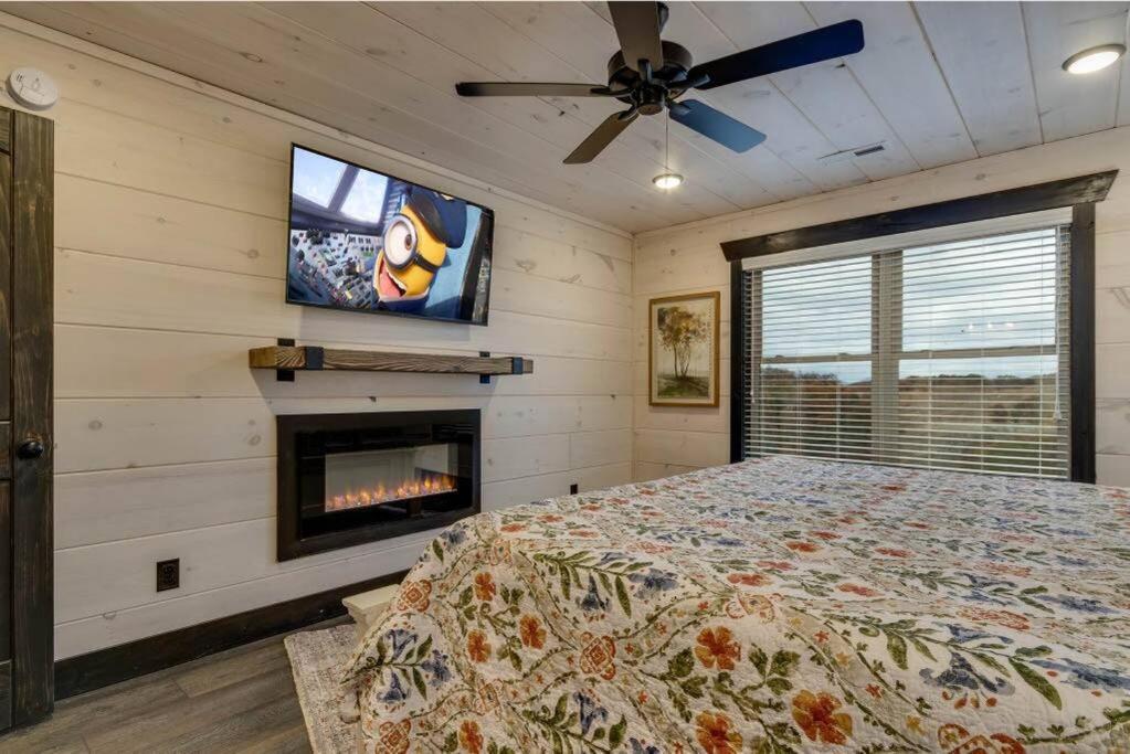 Blue Moon Ridge: Brand New Cabin! 5 Bedrooms, Pool/Hot Tub, Theatre Pigeon Forge Buitenkant foto