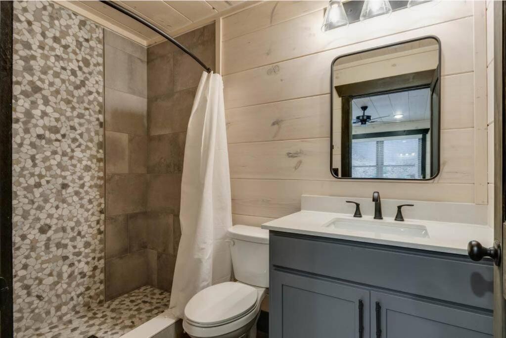 Blue Moon Ridge: Brand New Cabin! 5 Bedrooms, Pool/Hot Tub, Theatre Pigeon Forge Buitenkant foto